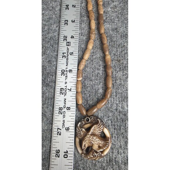 Carved Eagle Pendant Necklace With Brown Beads Tribal Design Unique Vtg - Picture 4 of 7